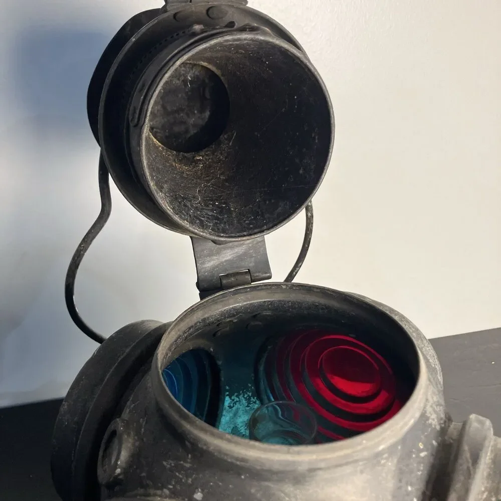 Vintage CHICAGO Adlake - Non-Sweating Railroad Switch Lamp Train Red Blue 4 Lens